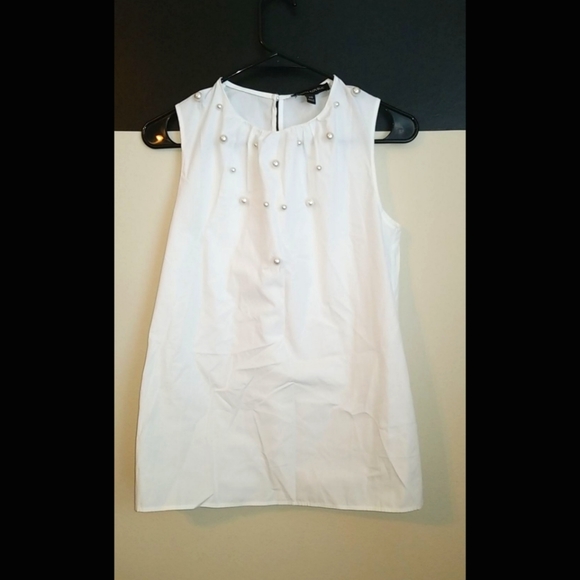 BRAND NEW WITH TAGS! BANANA REPUBLIC PEARL EMBELLISHED LINEN TOP - Picture 4 of 15